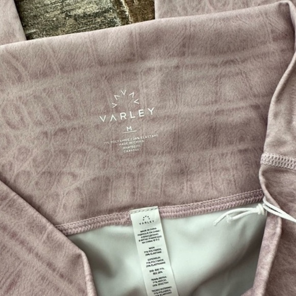 NWT Varley Luna Leggings in Blush Crocodile - Size Medium - Picture 7 of 7